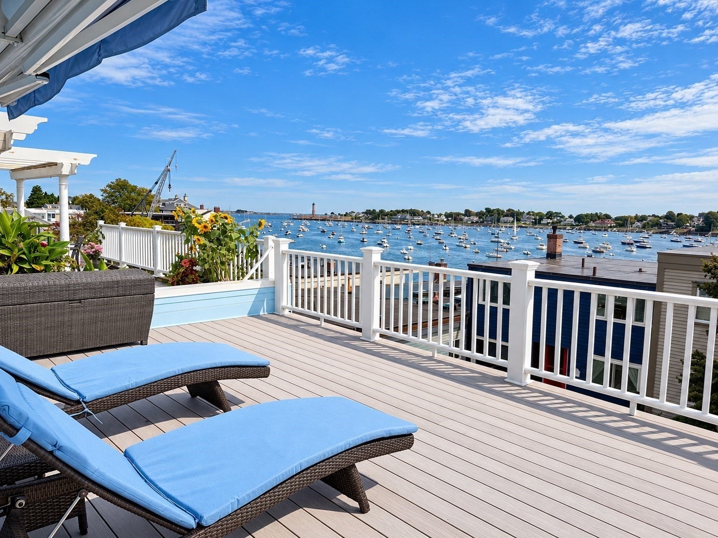 2 Mariners Ln, Marblehead, MA Photo #1