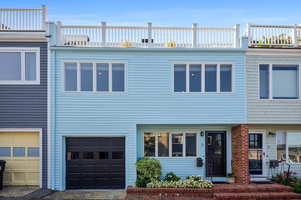 2 Mariners Ln, Marblehead, MA Photo #2