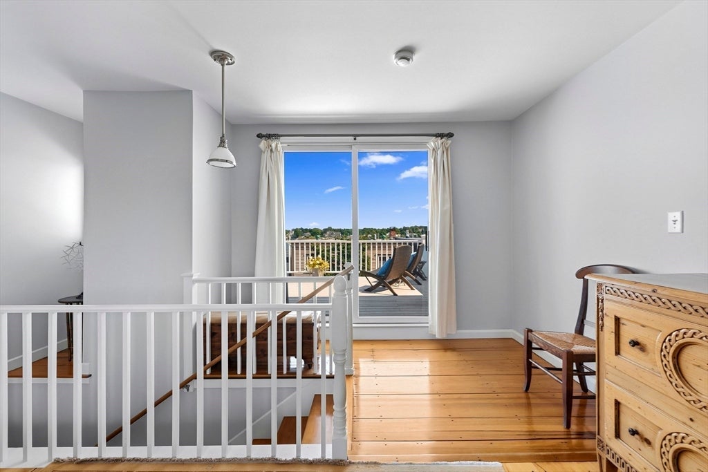 2 Mariners Ln, Marblehead, MA Photo #16