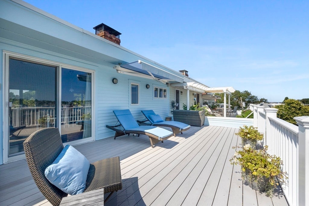 2 Mariners Ln, Marblehead, MA Photo #22
