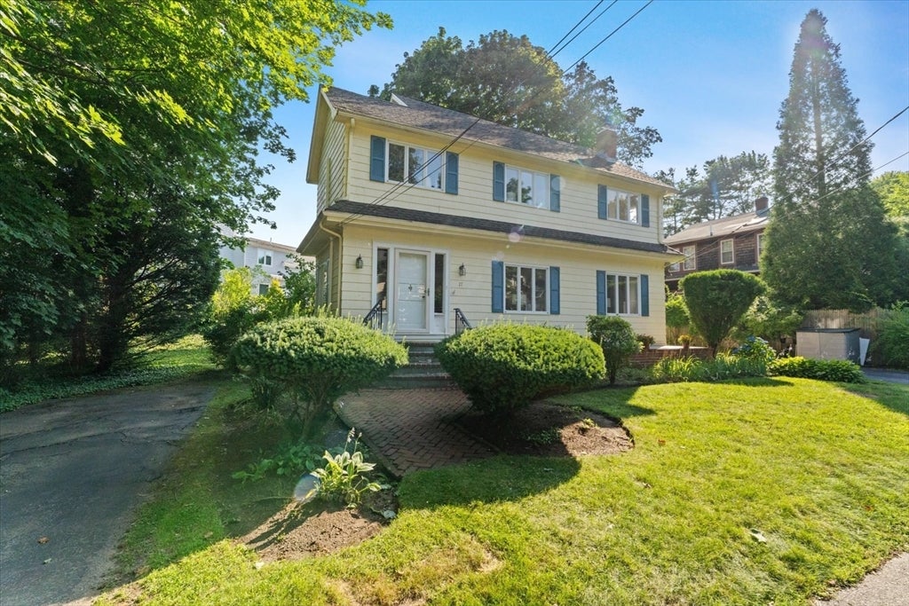 17 Preston Beach Rd