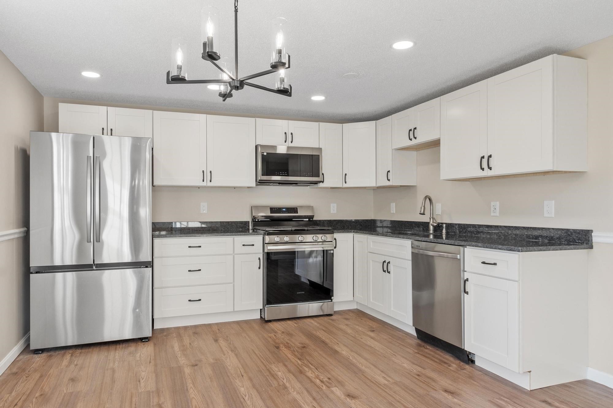 94 Mablin AVE #94, North Andover, MA Photo #7