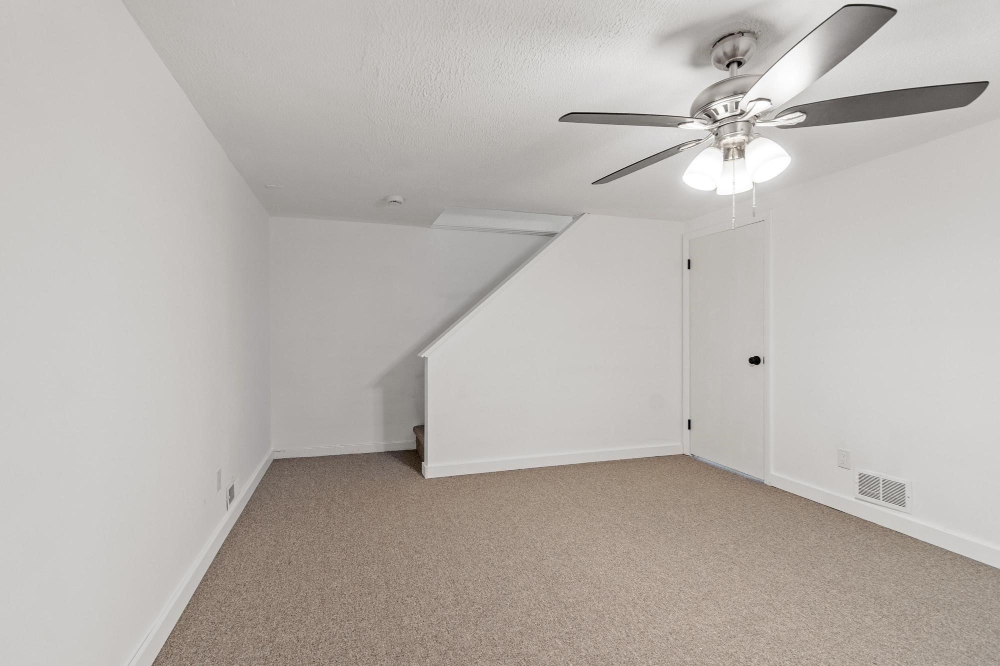 94 Mablin AVE #94, North Andover, MA Photo #26