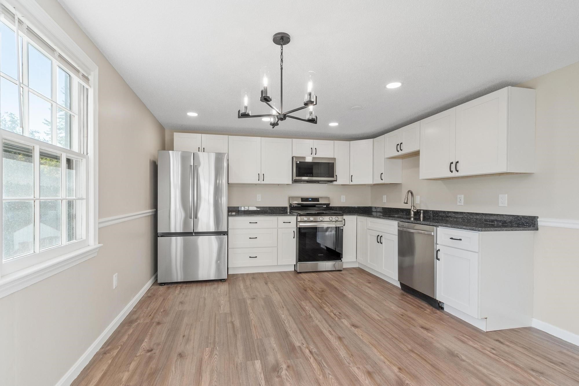94 Mablin AVE #94, North Andover, MA Photo #8