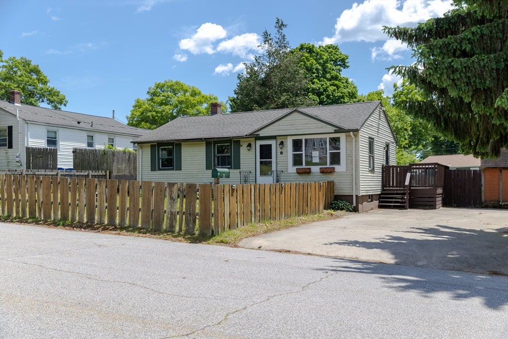 6 Kathy Ave, Coventry, RI, 6 Kathy Ave, Coventry, RI Photo #5