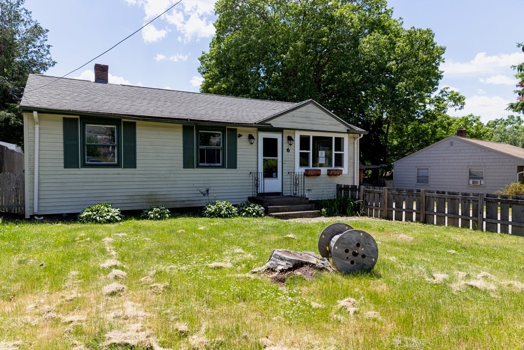 6 Kathy Ave, Coventry, RI, 6 Kathy Ave, Coventry, RI Photo #3