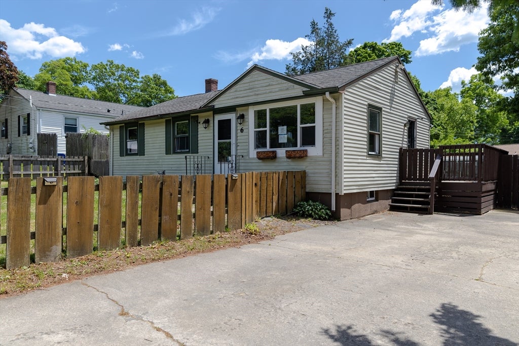 6 Kathy Ave, Coventry, RI, 6 Kathy Ave, Coventry, RI Photo #4