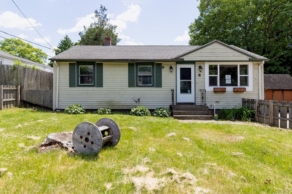 6 Kathy Ave, Coventry, RI, 6 Kathy Ave, Coventry, RI Photo #6