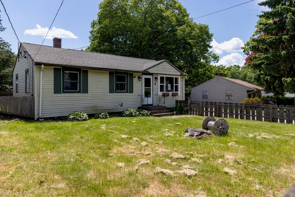 6 Kathy Ave, Coventry, RI, 6 Kathy Ave, Coventry, RI Photo #7
