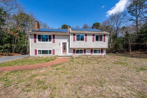27 Howard Ave Bourne MA 02553