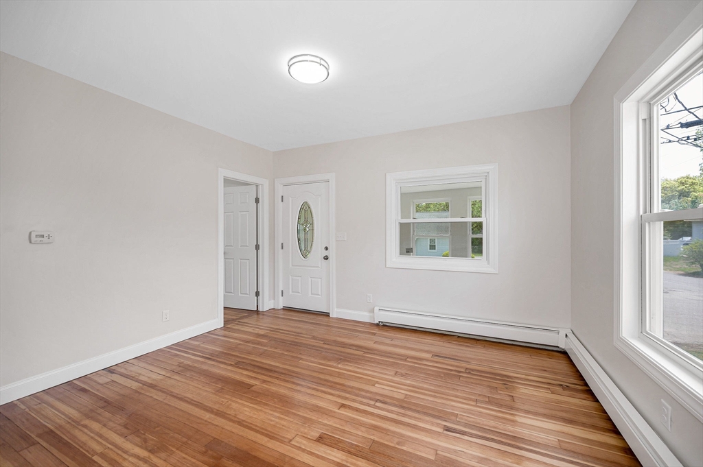 89 Edgewood Ave