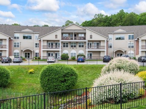 218 Reservoir St 211 Holden MA 01520