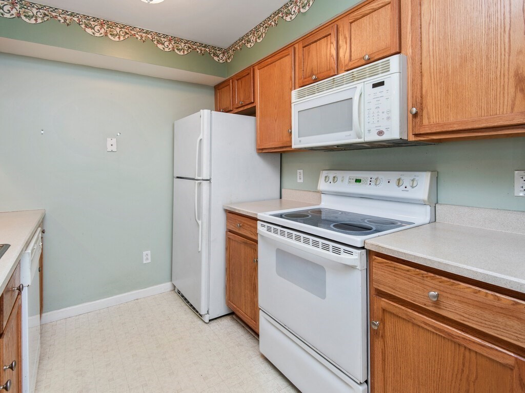 218 Reservoir St 211