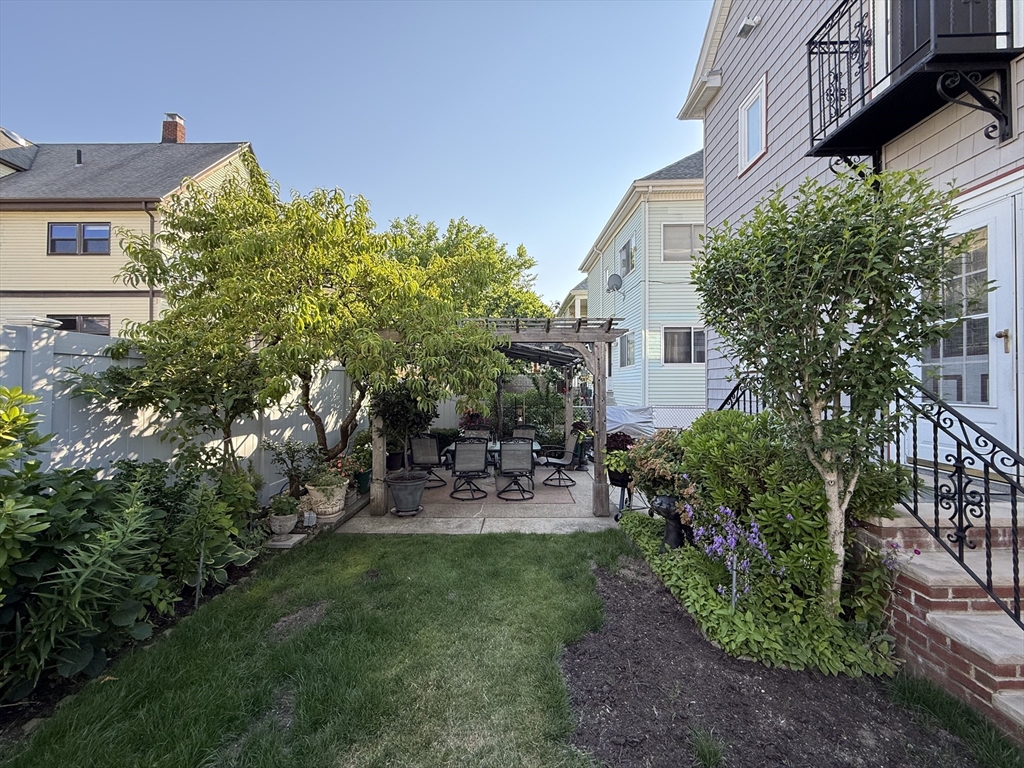 40 Bowdoin Street