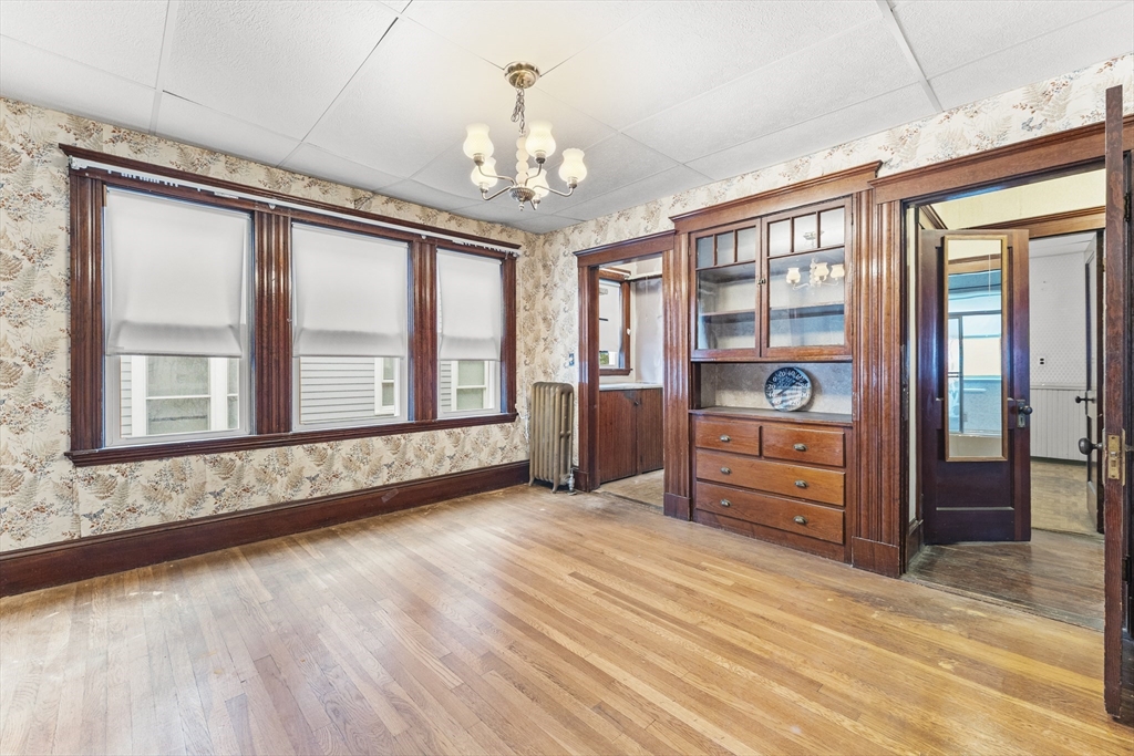 42 Belmont St
