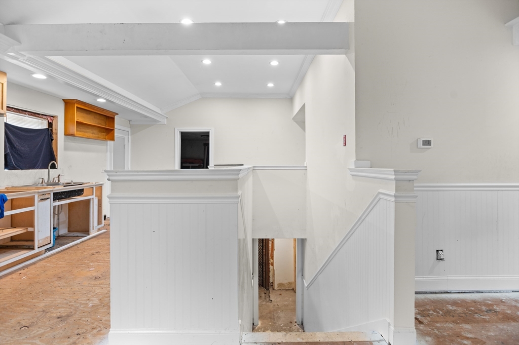 11 Williams St