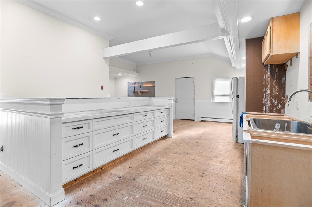 11 Williams St