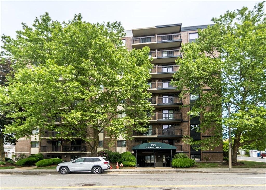 164 Galen Street 52