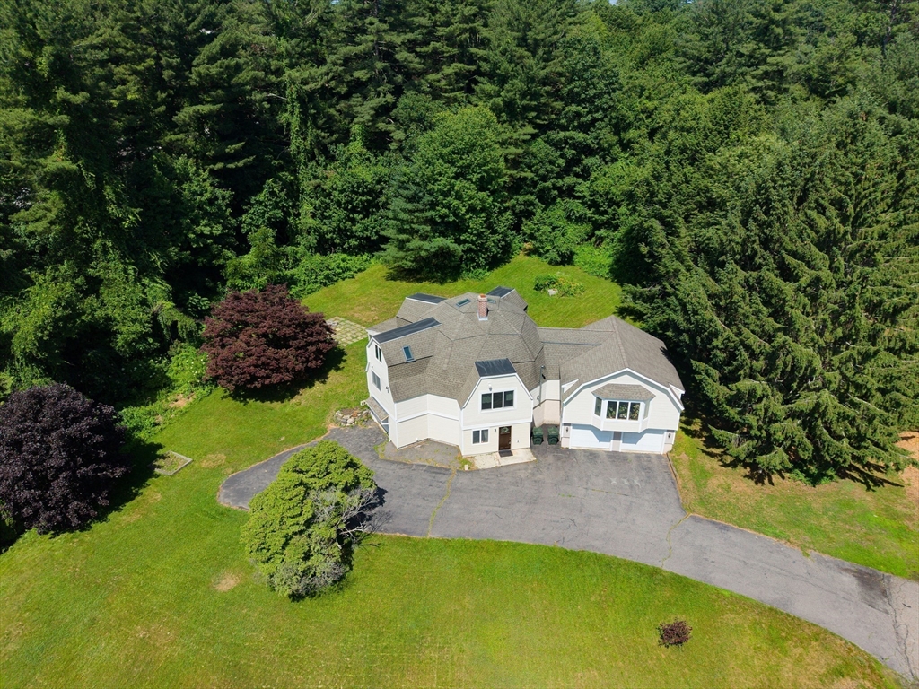 15 Maple Rd