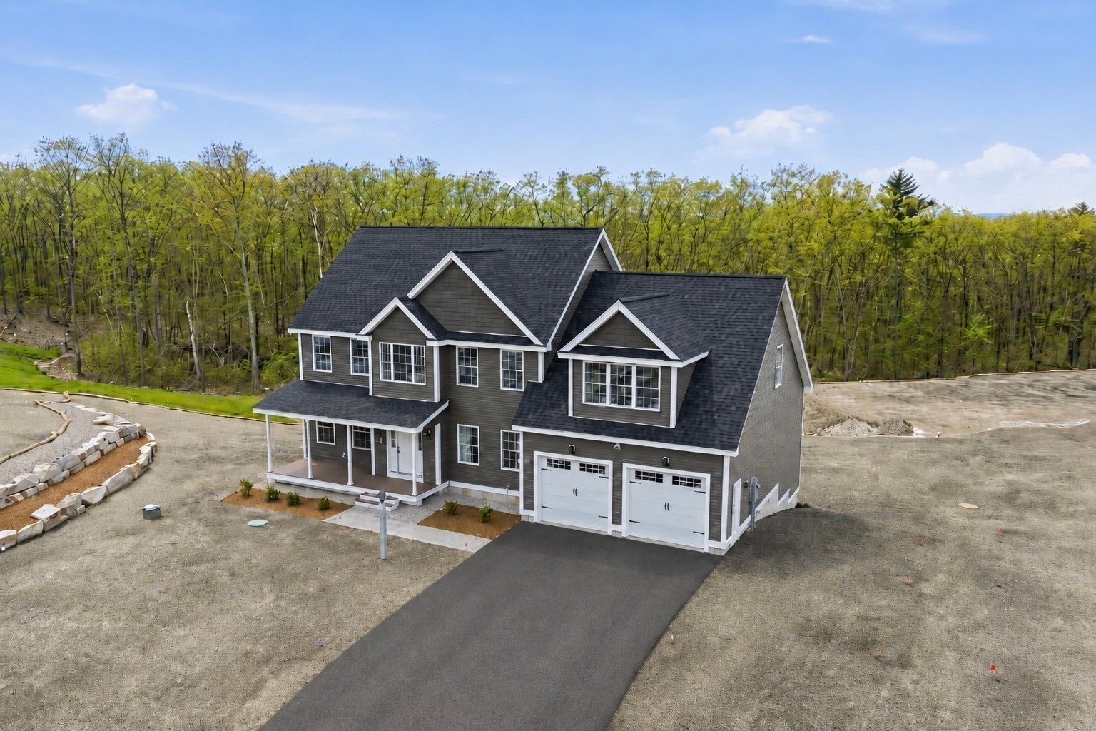 52 Daniel Rd