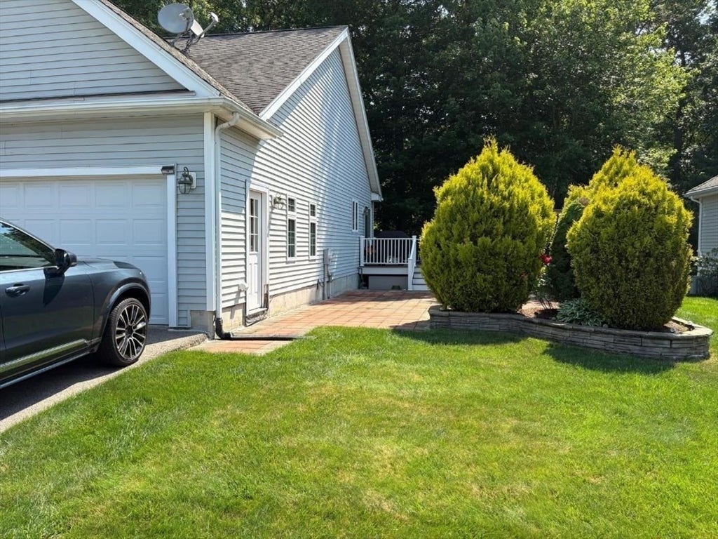 46 Alexandra's Way, Brockton, MA, 46 Alexandra's Way, Brockton, MA Photo #2