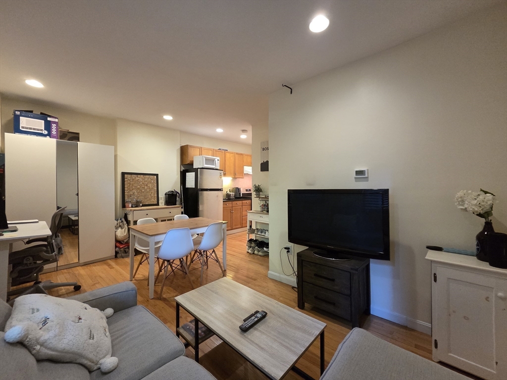 26 Unity Street 2