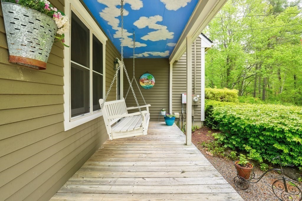 83 Everett Rd
