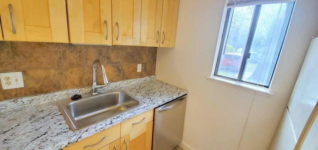36 Village Hill Ln 36