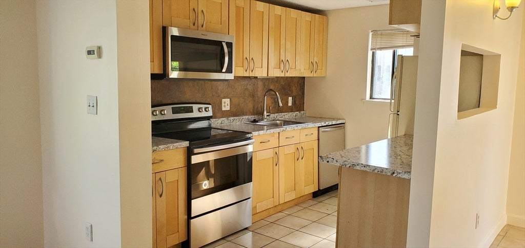 36 Village Hill Ln 36