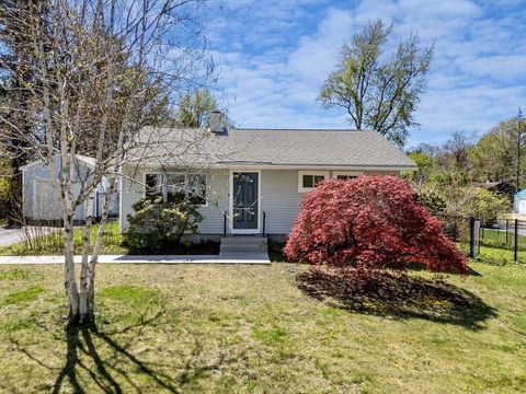 Photo of 15 Crestmont Street, Springfield, MA 01108 (MLS # 73510652)