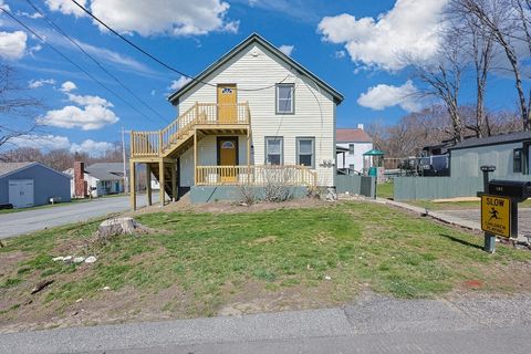 192 Butler St Somerset MA 02725