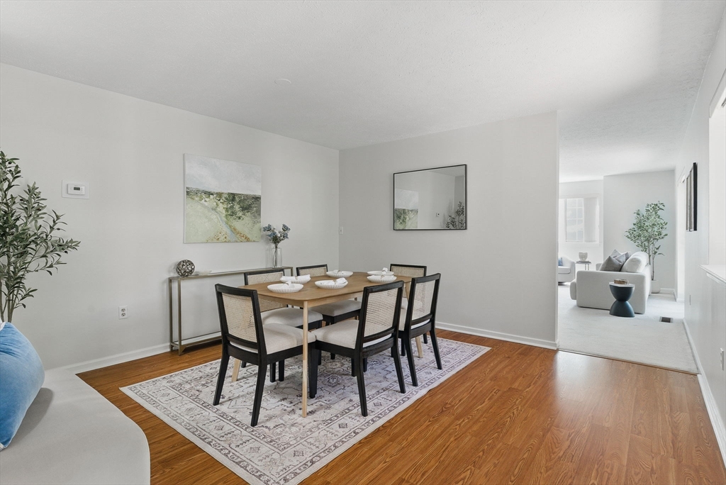 87 E Bluff Rd 87