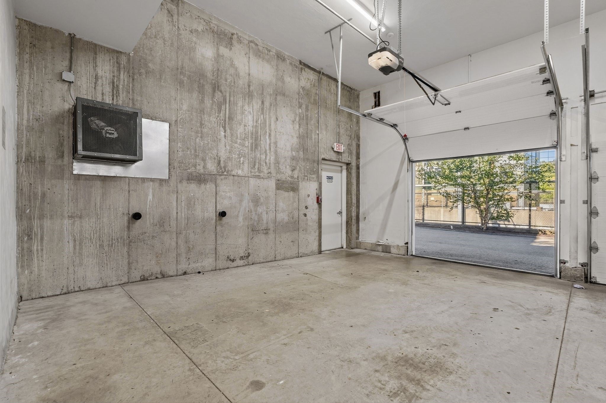 125 Hyde Park Ave #A, Boston, MA Photo #34
