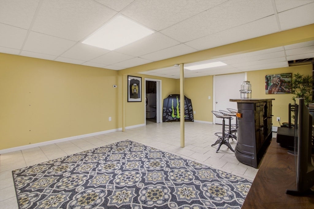 5 Beejay Ct, Warren, RI Photo #36