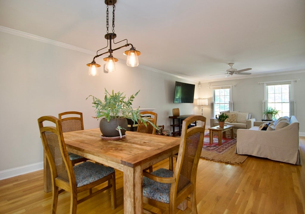 29 Skinner Rd, East Windsor, CT Photo #20