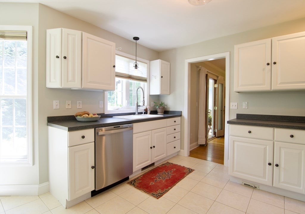 29 Skinner Rd, East Windsor, CT Photo #23