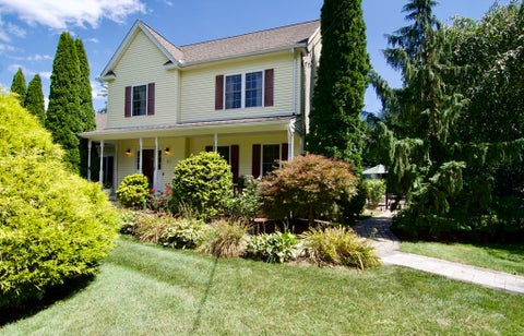 Photo of 29 Skinner RD, East Windsor, CT 06016 (MLS # 73569541)