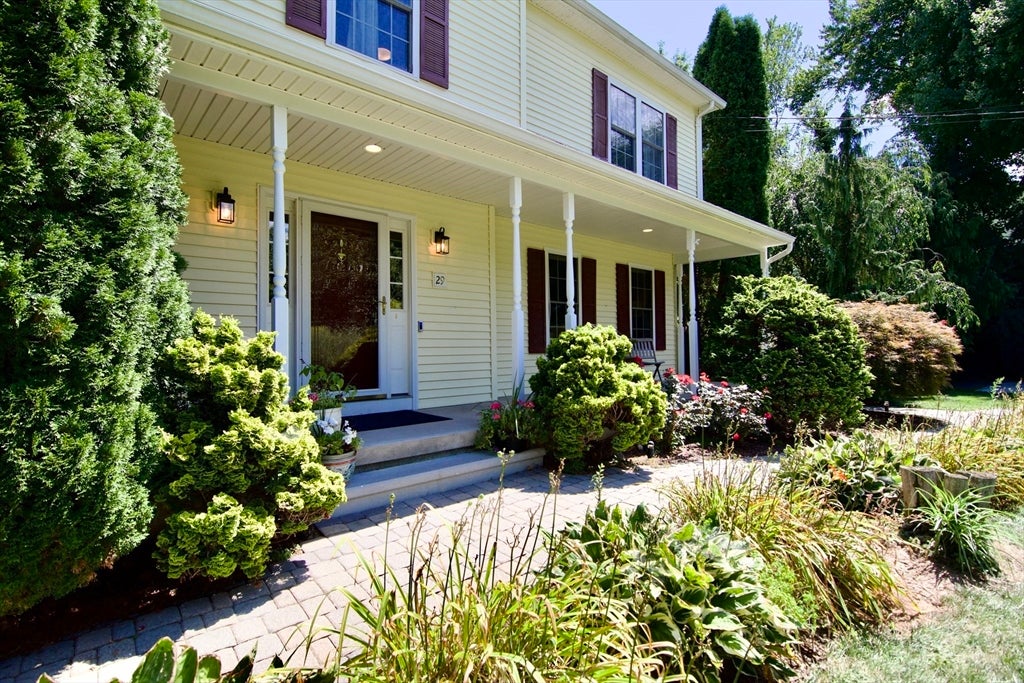 29 Skinner Rd, East Windsor, CT Photo #3