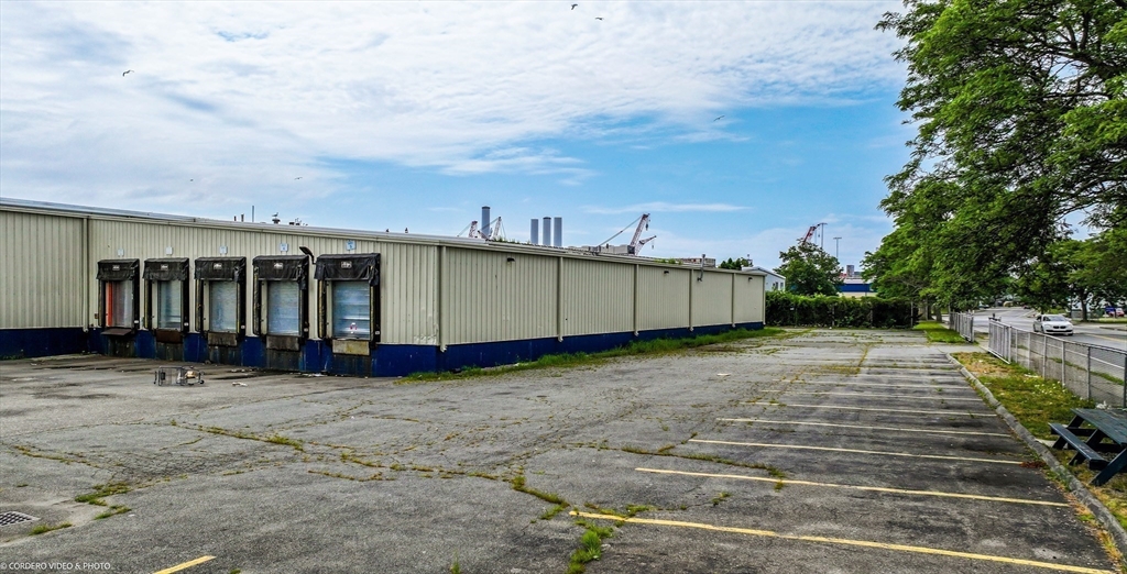 86 Macarthur Dr