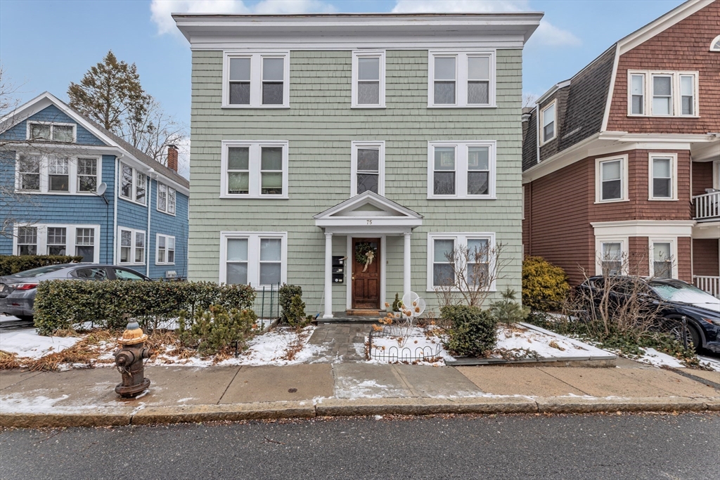 75 Saint Rose Street 3