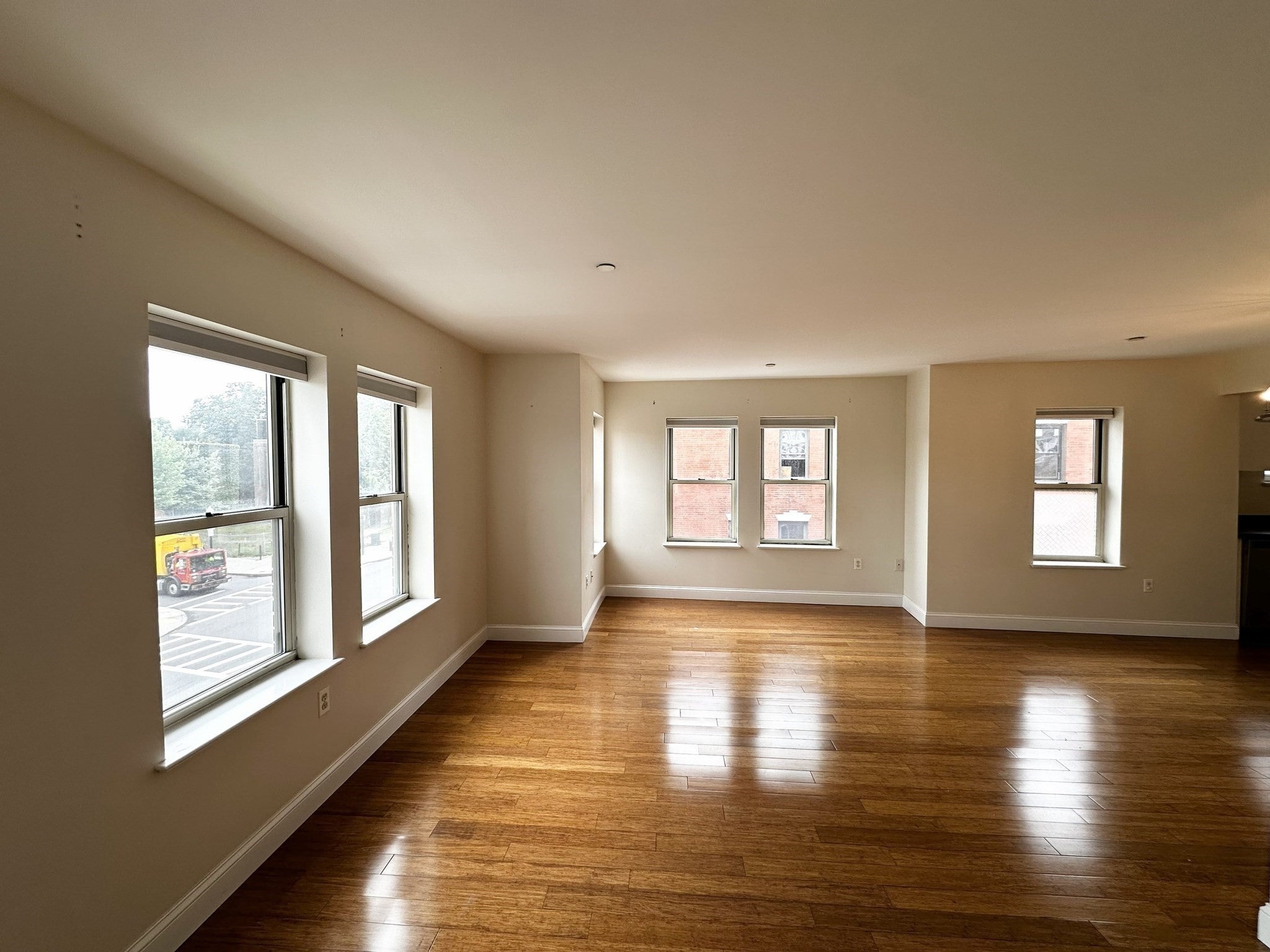 959 Tremont St 3