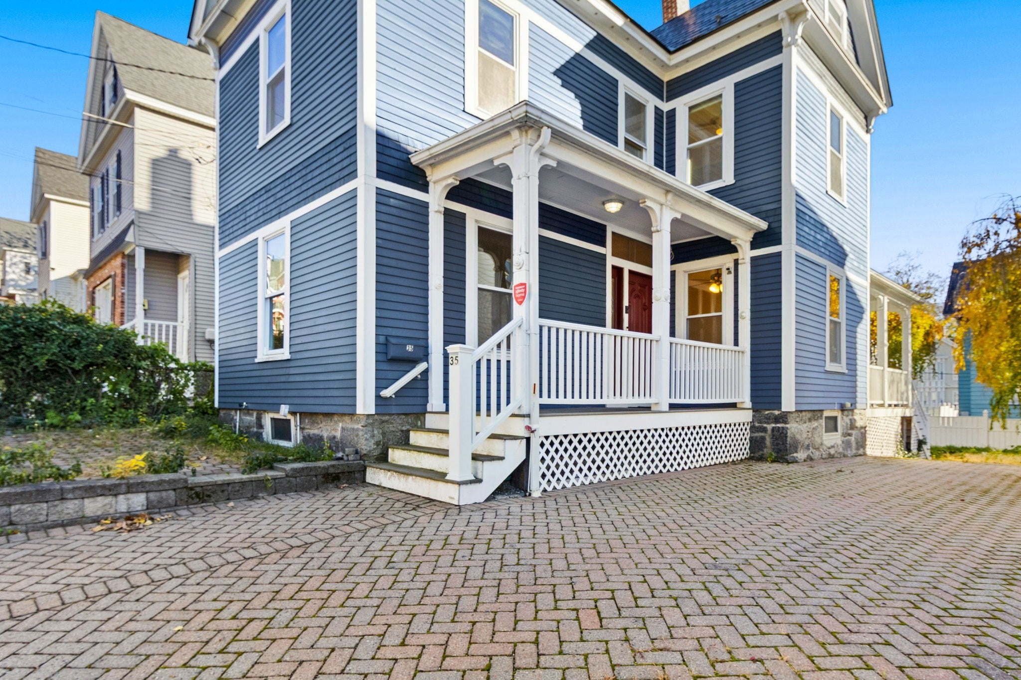 35 Seventh St
