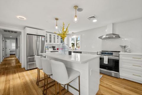 21 Hazelmoor Rd Yarmouth MA 02664