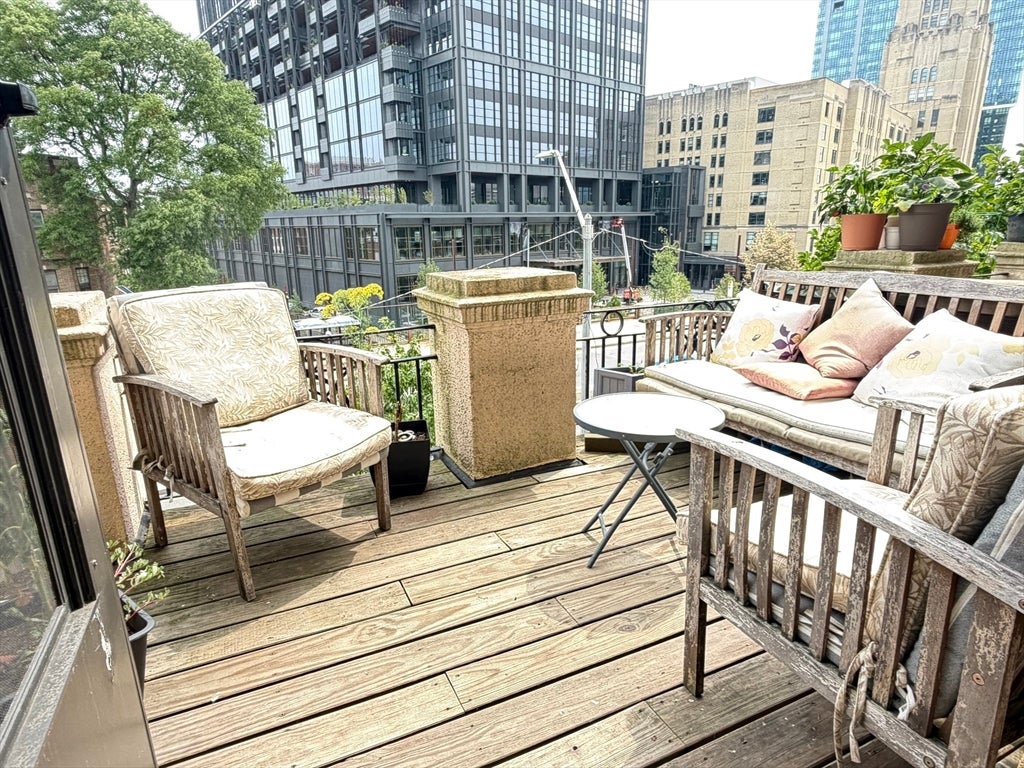 448 Park Dr #12, Boston, MA Photo #1