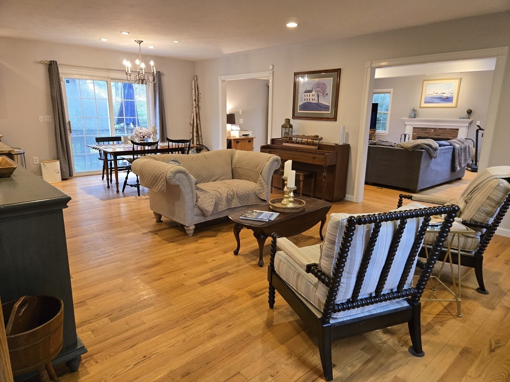 13 Quail Hollow Cir