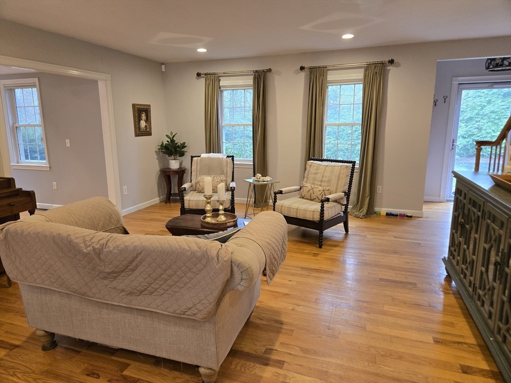 13 Quail Hollow Cir