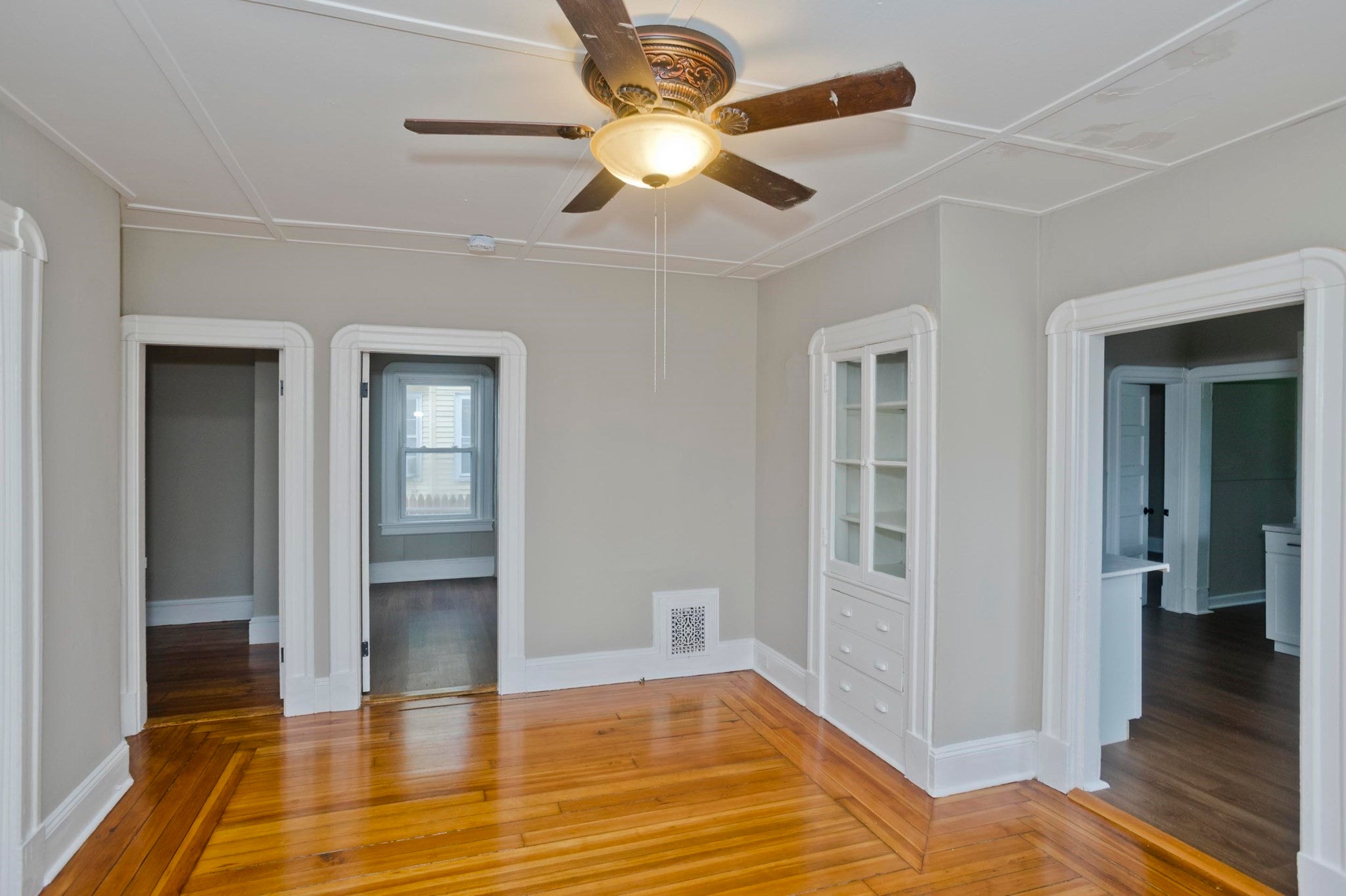 132 Grover St, Springfield, MA, 132 Grover St, Springfield, MA Photo #21