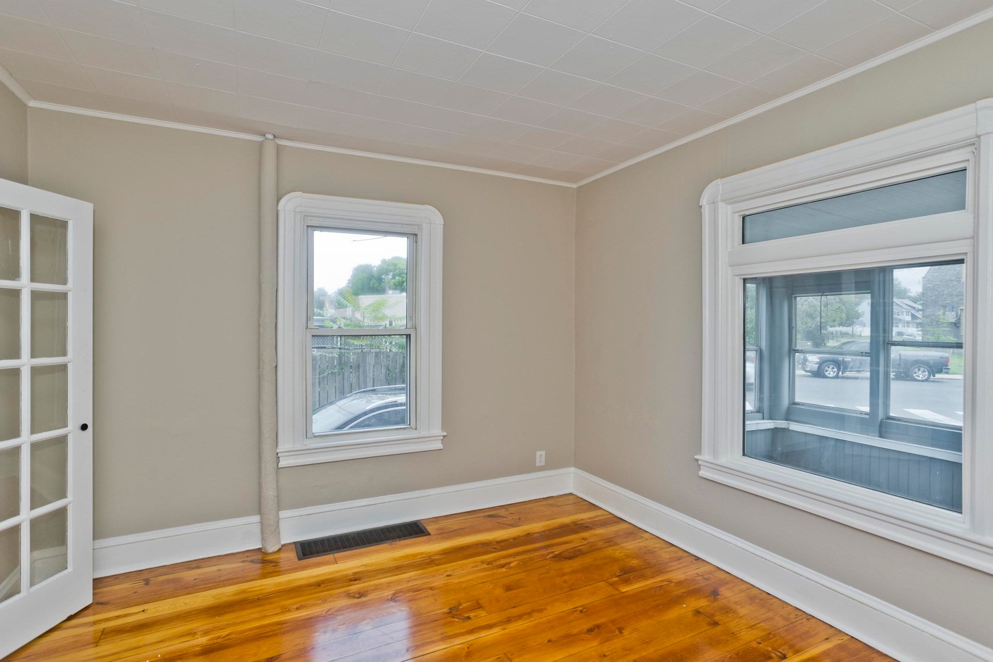 132 Grover St, Springfield, MA, 132 Grover St, Springfield, MA Photo #12