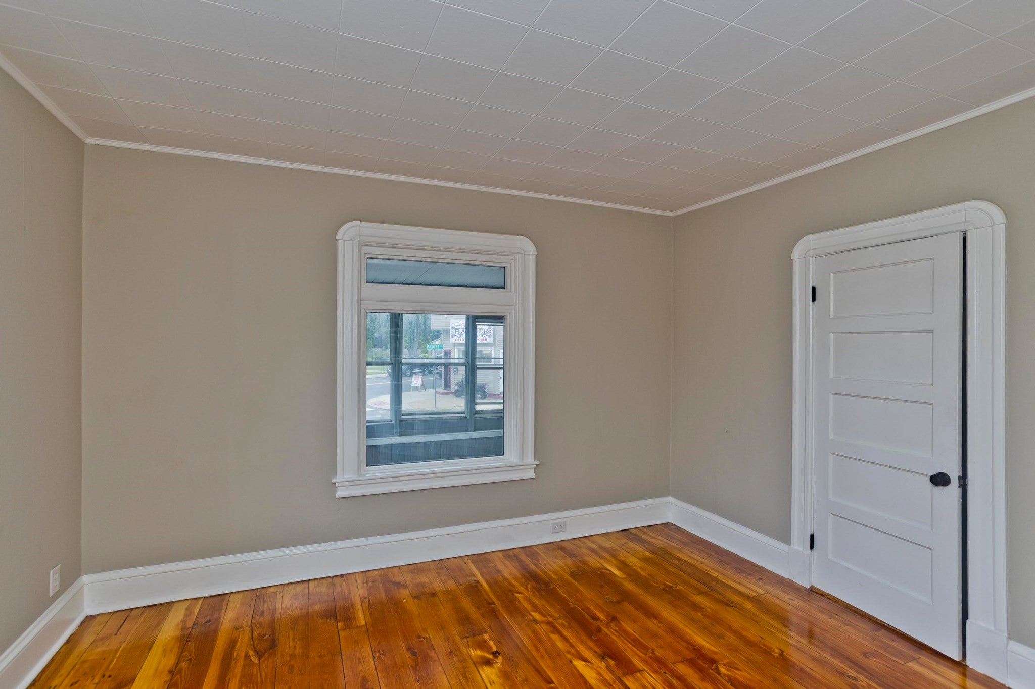 132 Grover St, Springfield, MA, 132 Grover St, Springfield, MA Photo #9