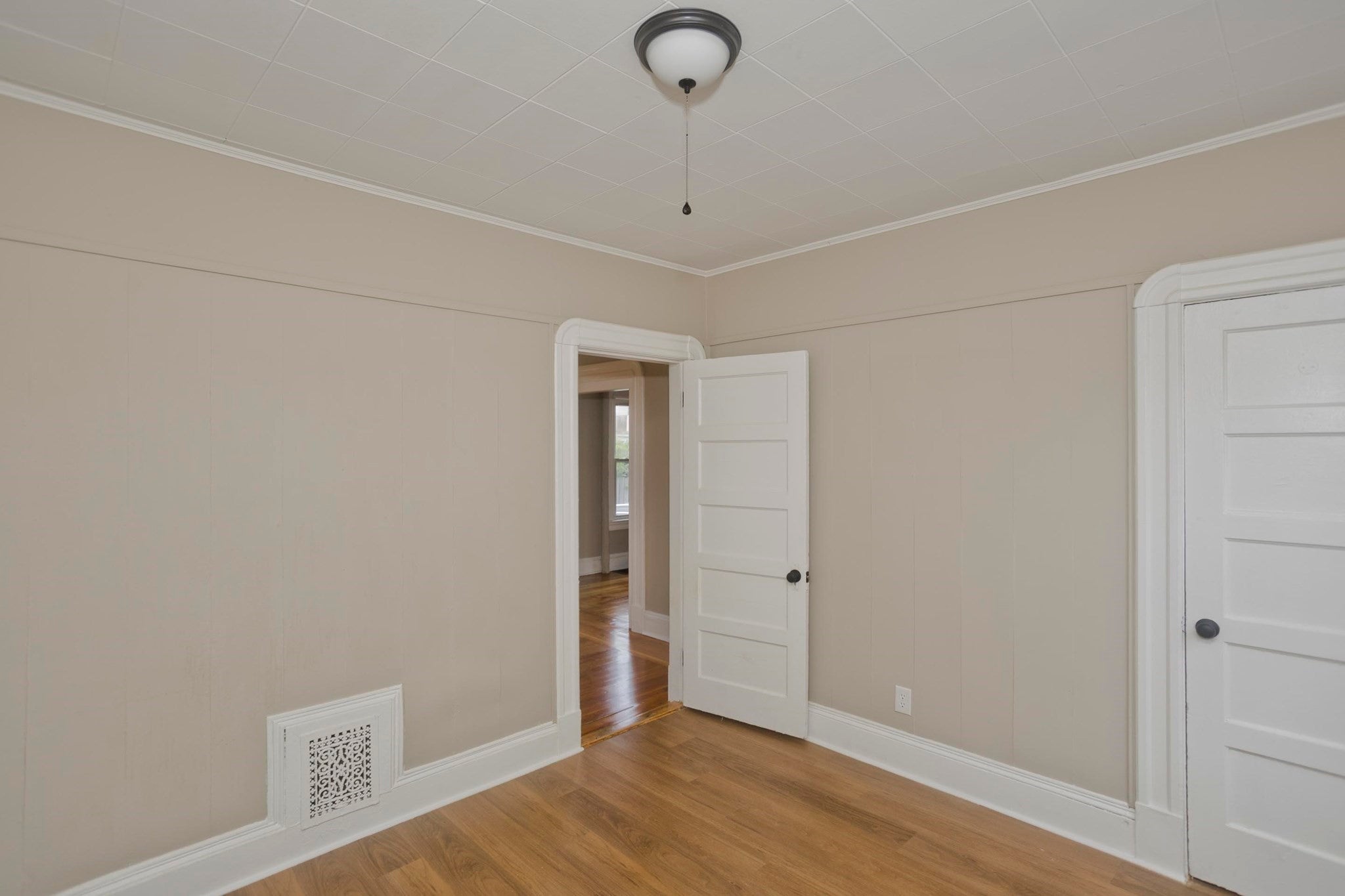 132 Grover St, Springfield, MA, 132 Grover St, Springfield, MA Photo #16